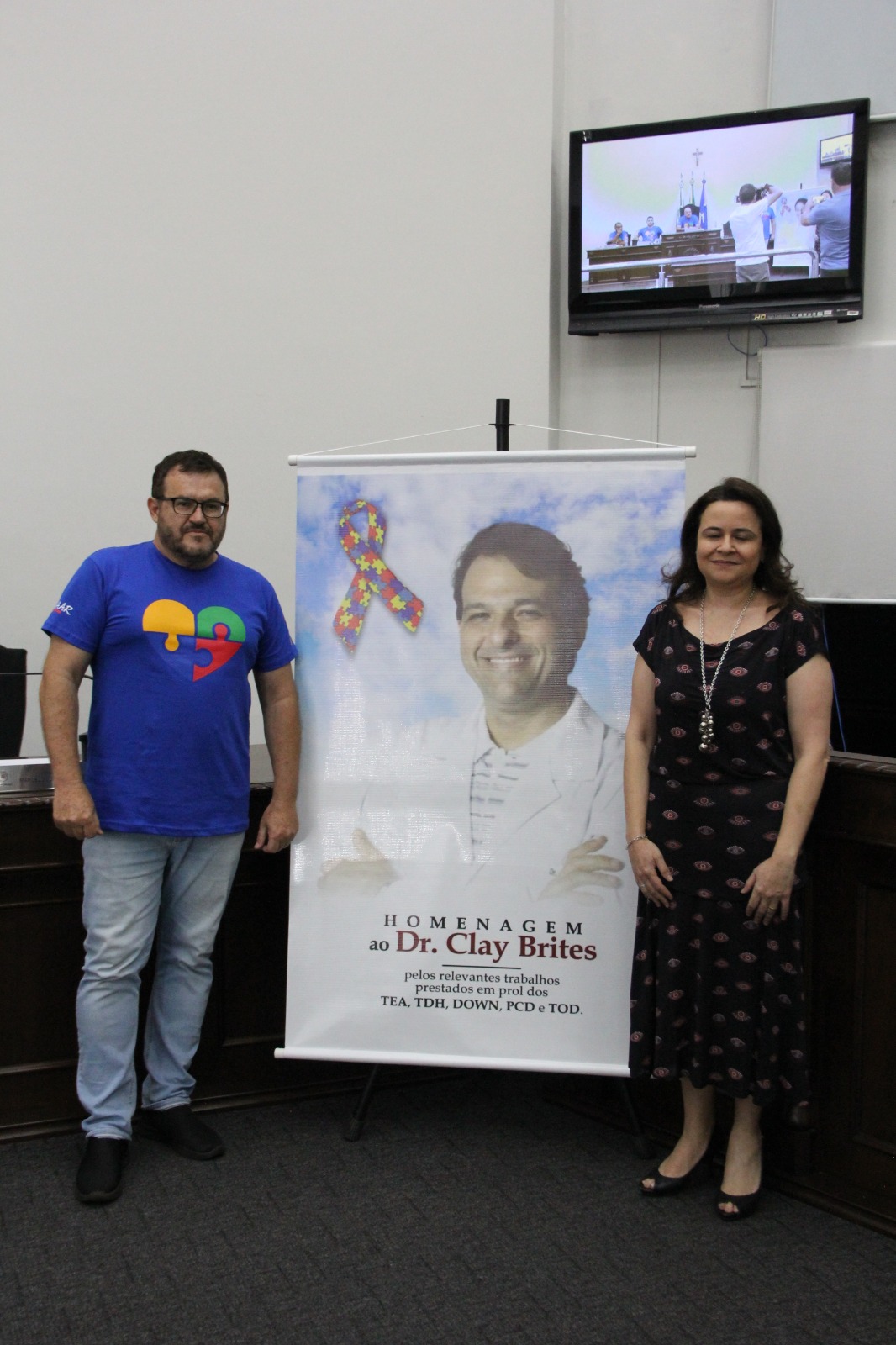 CÂMARA PRESTA HOMENAGEM PÓSTUMA AO DR. CLAY BRITES