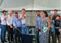 GOVERNADOR RATINHO JÚNIOR INAUGURA O CONDOMÍNIO DO IDOSO DE ARAPONGAS