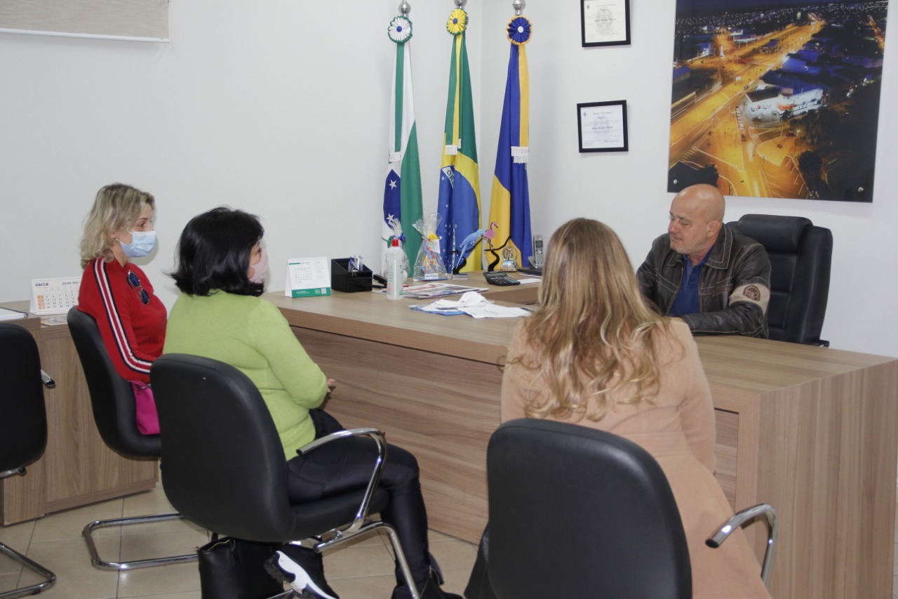 RUBÃO RECEBE A VISITA DE REPRESENTANTANTES DA ONG OPAA